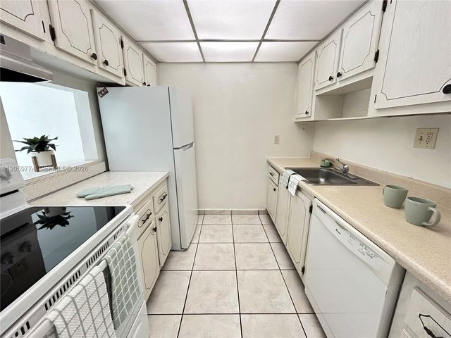 14301 N Kendall Dr 109B, Miami, FL 33186