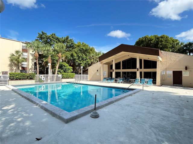 14301 N Kendall Dr 109B, Miami, FL 33186