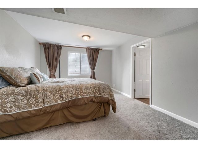 4708 S Ouray Way, Aurora, CO 80015