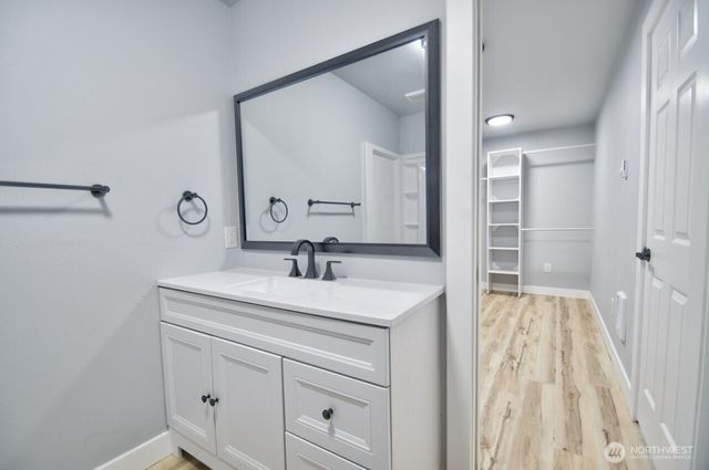 420 E Dartmoor Drive, Shelton, WA 98584