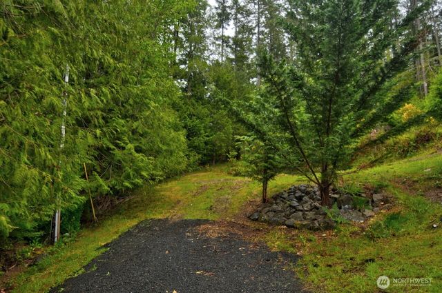 420 E Dartmoor Drive, Shelton, WA 98584