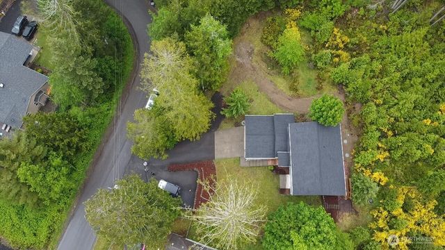 420 E Dartmoor Drive, Shelton, WA 98584