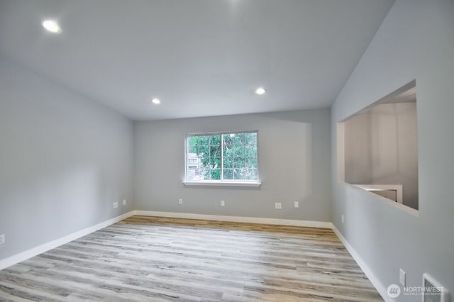 420 E Dartmoor Drive, Shelton, WA 98584