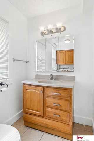 3323 Cass Street, Omaha, NE 68131