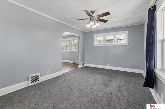 3323 Cass Street, Omaha, NE 68131