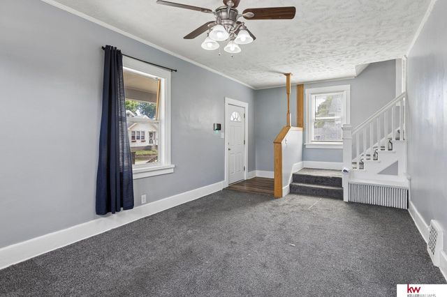 3323 Cass Street, Omaha, NE 68131