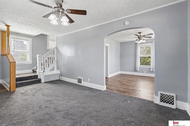 3323 Cass Street, Omaha, NE 68131