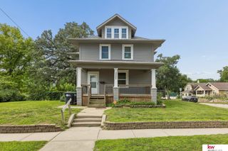 3323 Cass Street, Omaha, NE 68131