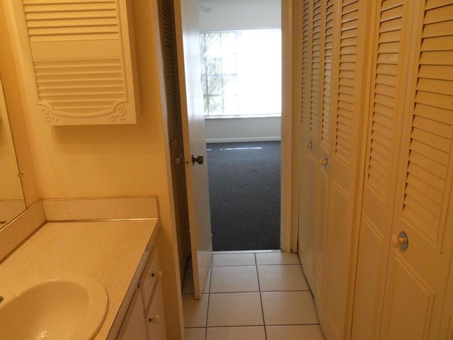 250 NE 20 Street 123s, Boca Raton, FL 33431
