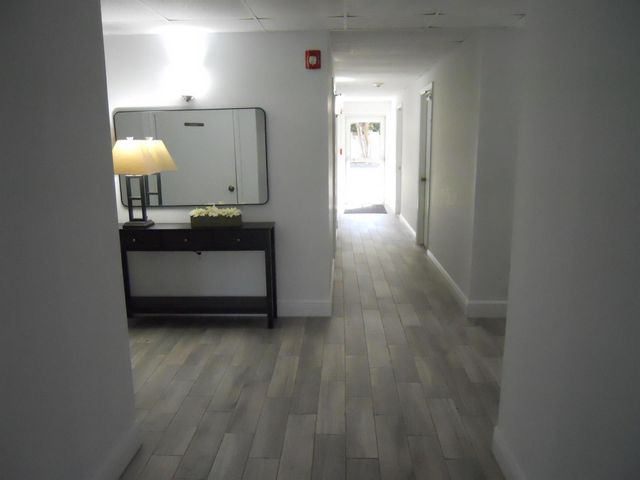 250 NE 20 Street 123s, Boca Raton, FL 33431