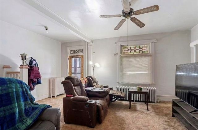 61 Garfield St, Harrison Twp, PA 15065
