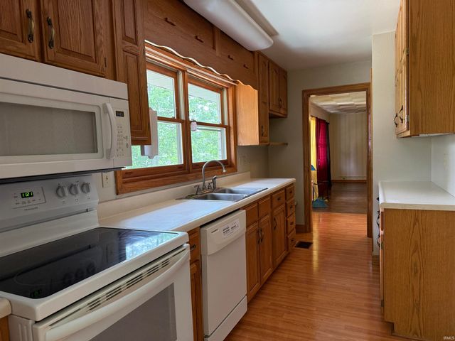 126 Edgewood Drive, Bedford, IN 47421