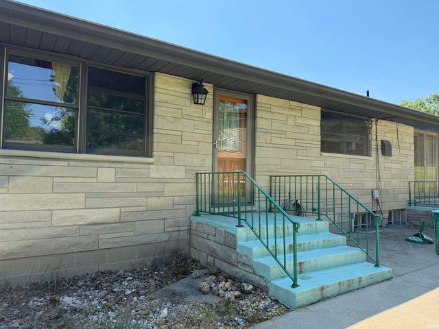126 Edgewood Drive, Bedford, IN 47421