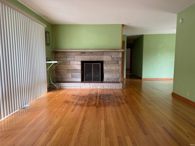 126 Edgewood Drive, Bedford, IN 47421