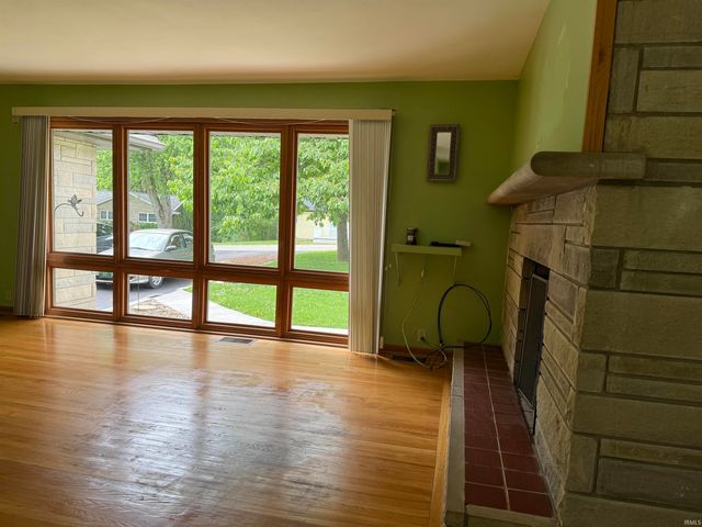 126 Edgewood Drive, Bedford, IN 47421