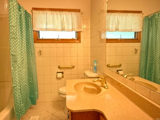 126 Edgewood Drive, Bedford, IN 47421