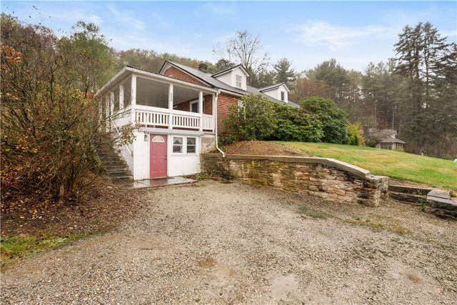 3781 Glades Pike, Somerset Twp, PA 15501