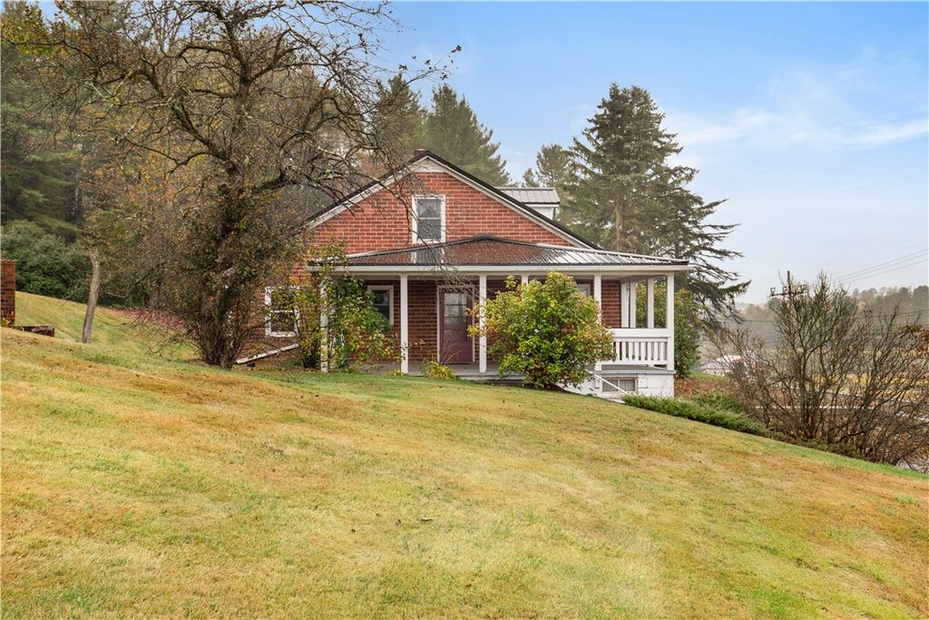 3781 Glades Pike, Somerset Twp, PA 15501