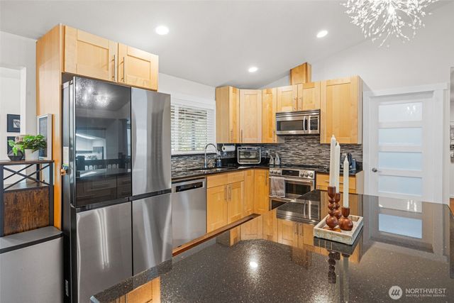 3630 166th Place SW, Lynnwood, WA 98037