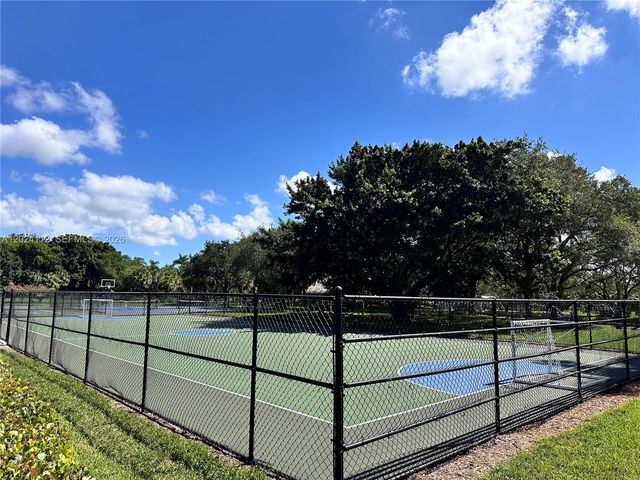 4366 Mahogany Ridge Dr 0, Weston, FL 33331
