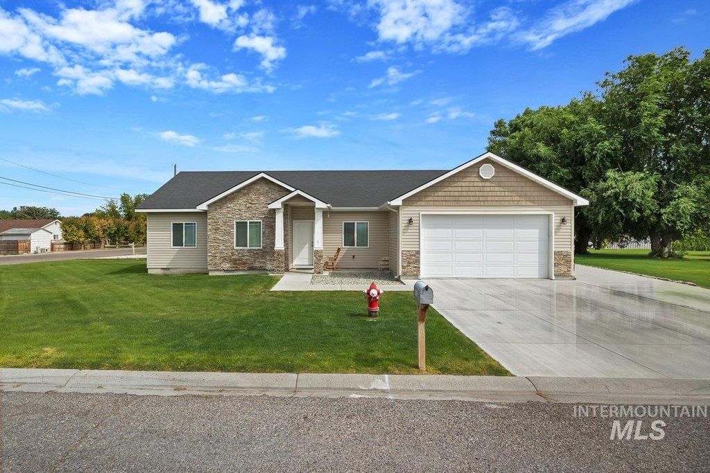 1932 14th St, Heyburn, ID 83336