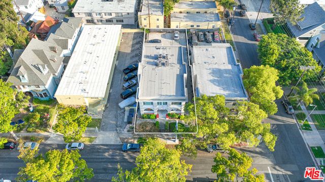 1220 W 27th Street, Los Angeles, CA 90007