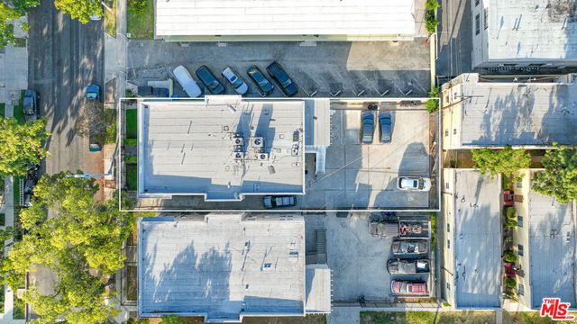 1220 W 27th Street, Los Angeles, CA 90007