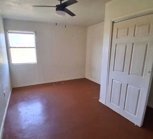 1767 Rs County Road 1610, Lone Oak, TX 75453