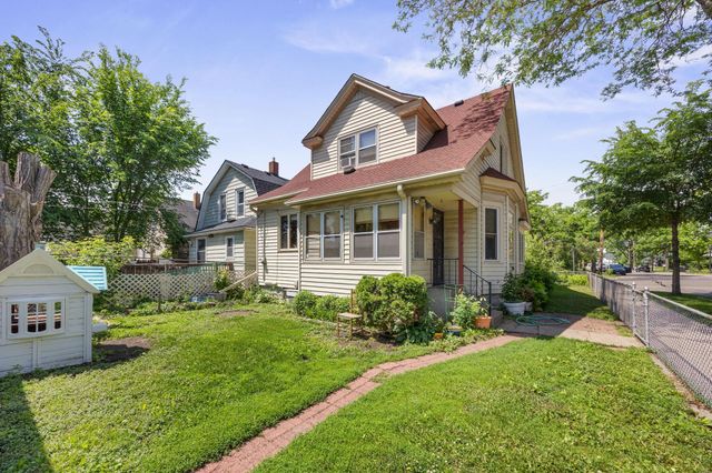 898 Western Avenue N, Saint Paul, MN 55117
