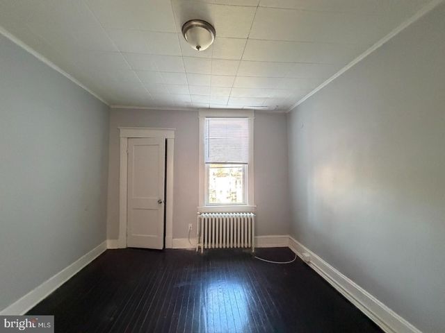 2464 KEYWORTH AVE, Baltimore, MD 21215