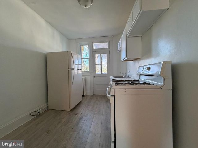 2464 KEYWORTH AVE, Baltimore, MD 21215