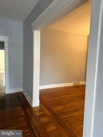 2464 KEYWORTH AVE, Baltimore, MD 21215