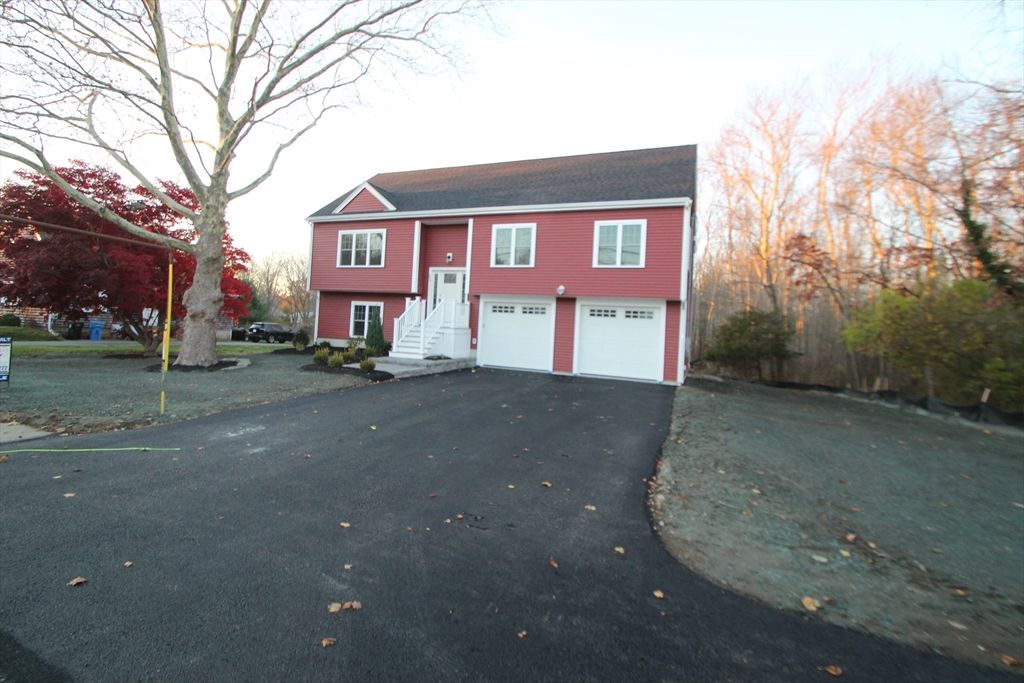 684 South Ave, Whitman, MA 02382