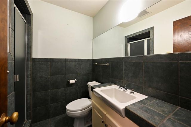 6000 Reinhardt Drive, Fairway, KS 66205