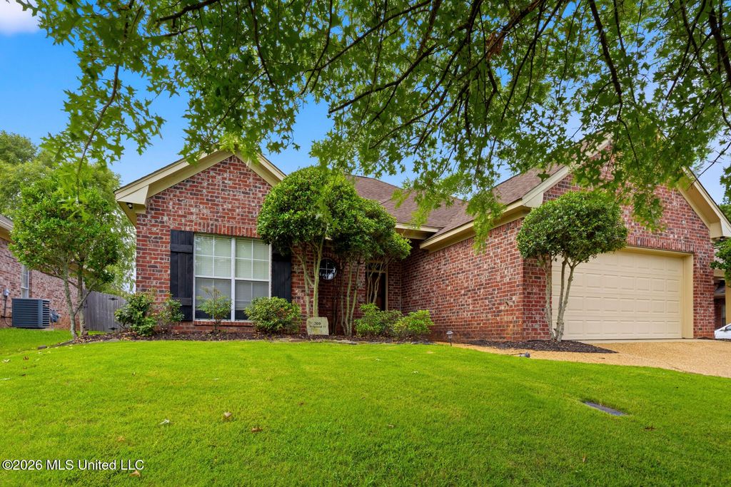 709 Wedgewood Court, Brandon, MS 39047