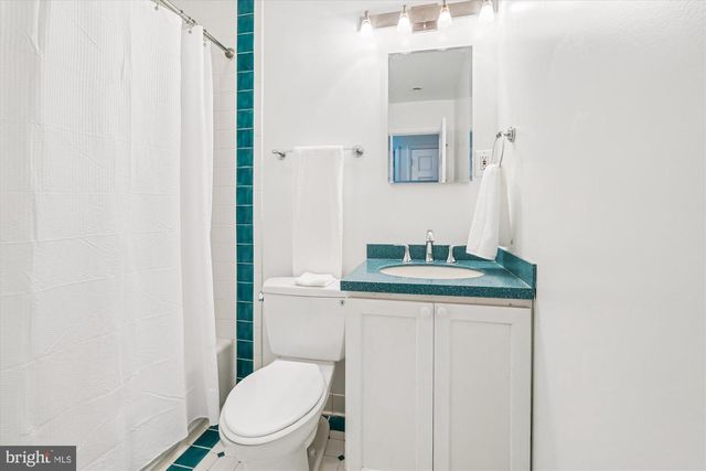 10701 SHELLEY CT, Garrett Park, MD 20896