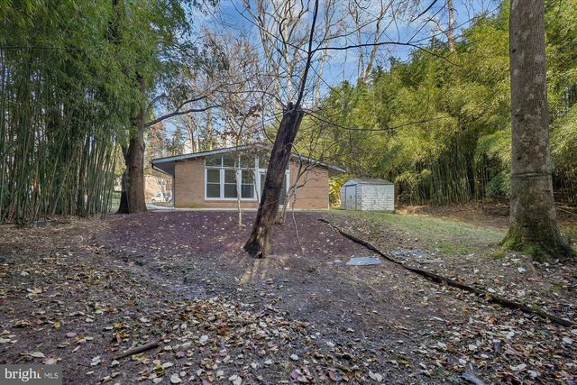 10701 SHELLEY CT, Garrett Park, MD 20896