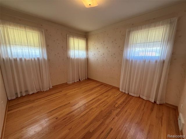 2941 Maxwell Street, Trenton, MI 48183