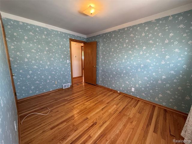 2941 Maxwell Street, Trenton, MI 48183