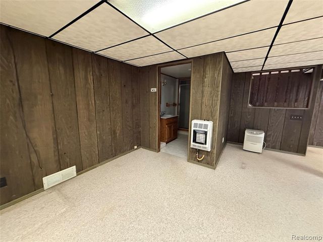 2941 Maxwell Street, Trenton, MI 48183