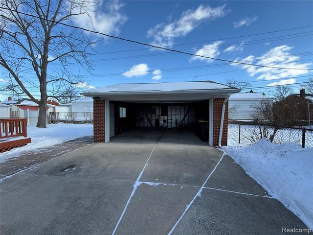 2941 Maxwell Street, Trenton, MI 48183