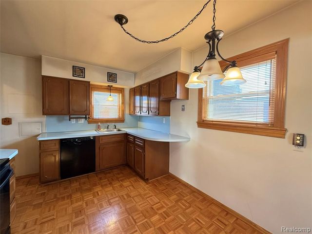 2941 Maxwell Street, Trenton, MI 48183