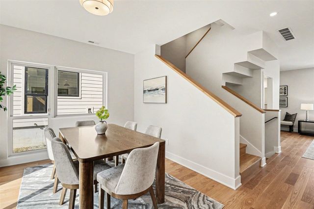 209 Sunset Road, Ann Arbor, MI 48103