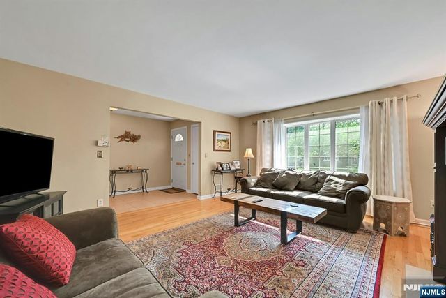 34 Eastbrook Drive, River Edge, NJ 07661
