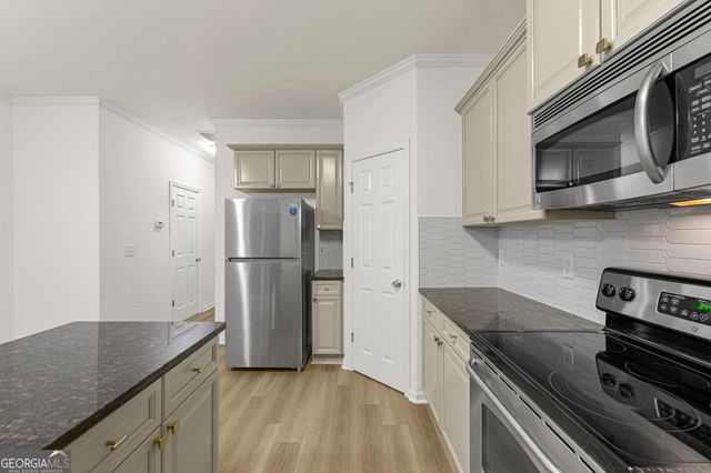 1488 Liberty Parkway NW, Atlanta, GA 30318