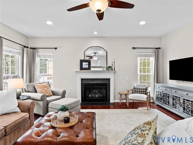 14384 Charter Landing Dr, Chesterfield, VA 23114