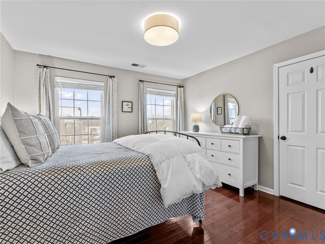 14384 Charter Landing Dr, Chesterfield, VA 23114