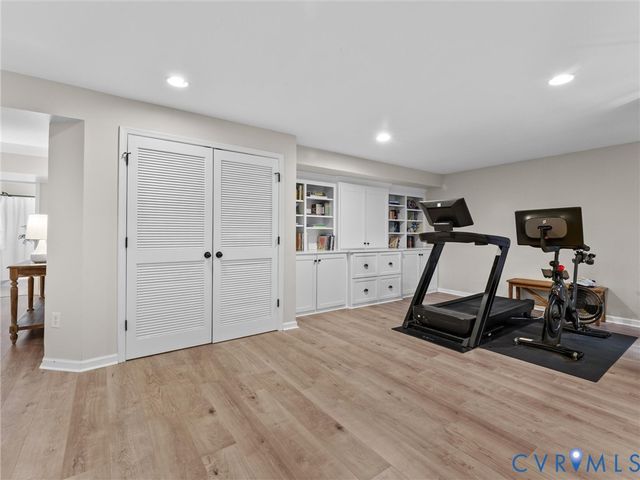 14384 Charter Landing Dr, Chesterfield, VA 23114