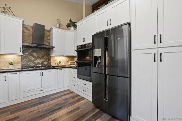 9643 Indian Creek, Escondido, CA 92026