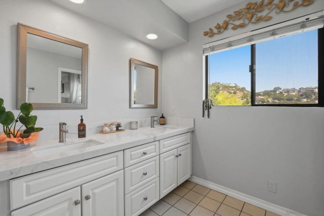 9643 Indian Creek, Escondido, CA 92026